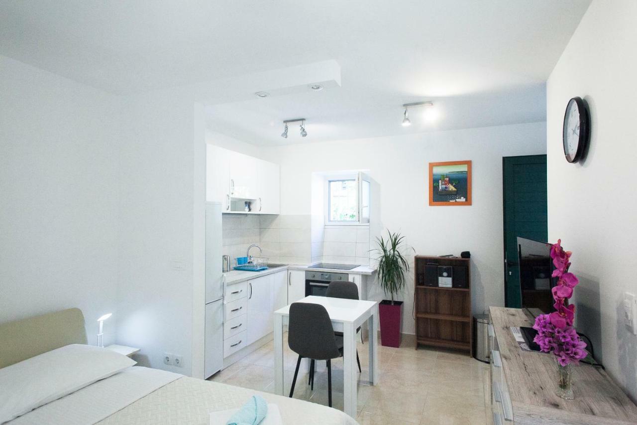 King'S Garden Studio Сплит Экстерьер фото